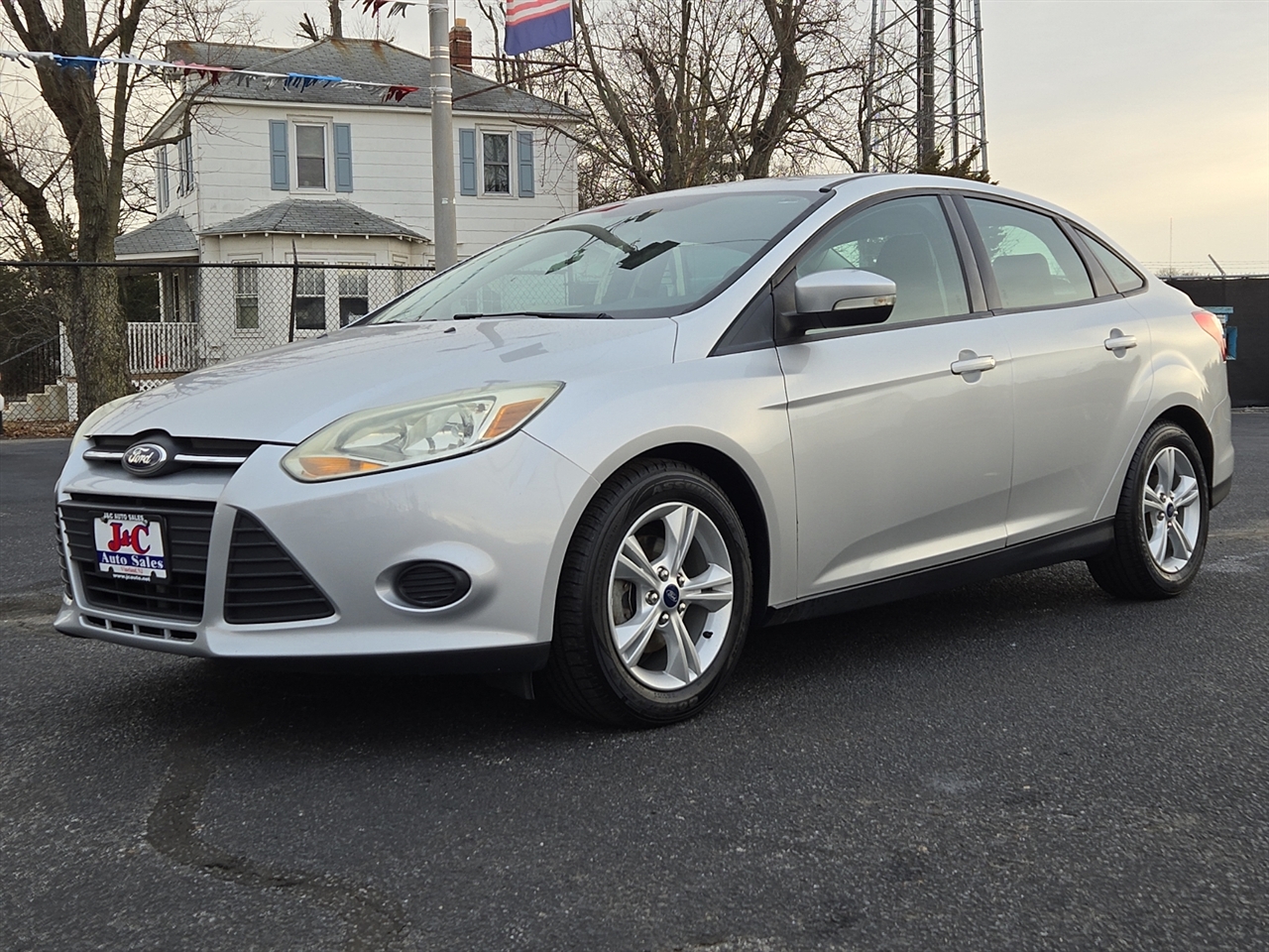 Ford Focus SE Sedan 2014