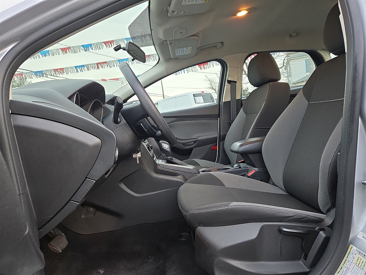 Ford Focus SE Sedan 2014