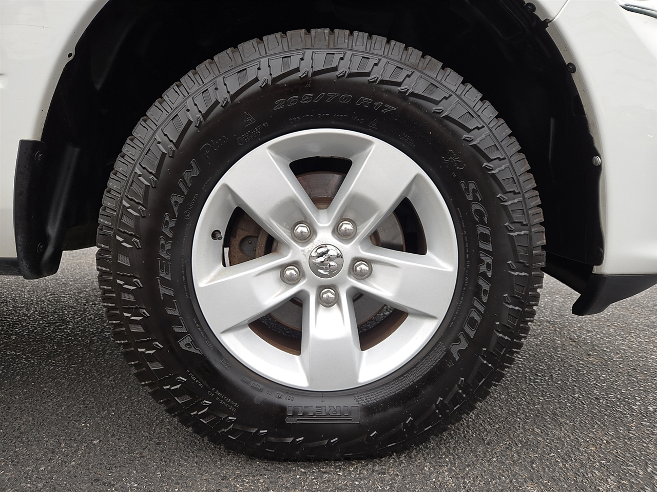 RAM 1500 Tradesman Quad Cab 4WD 2016