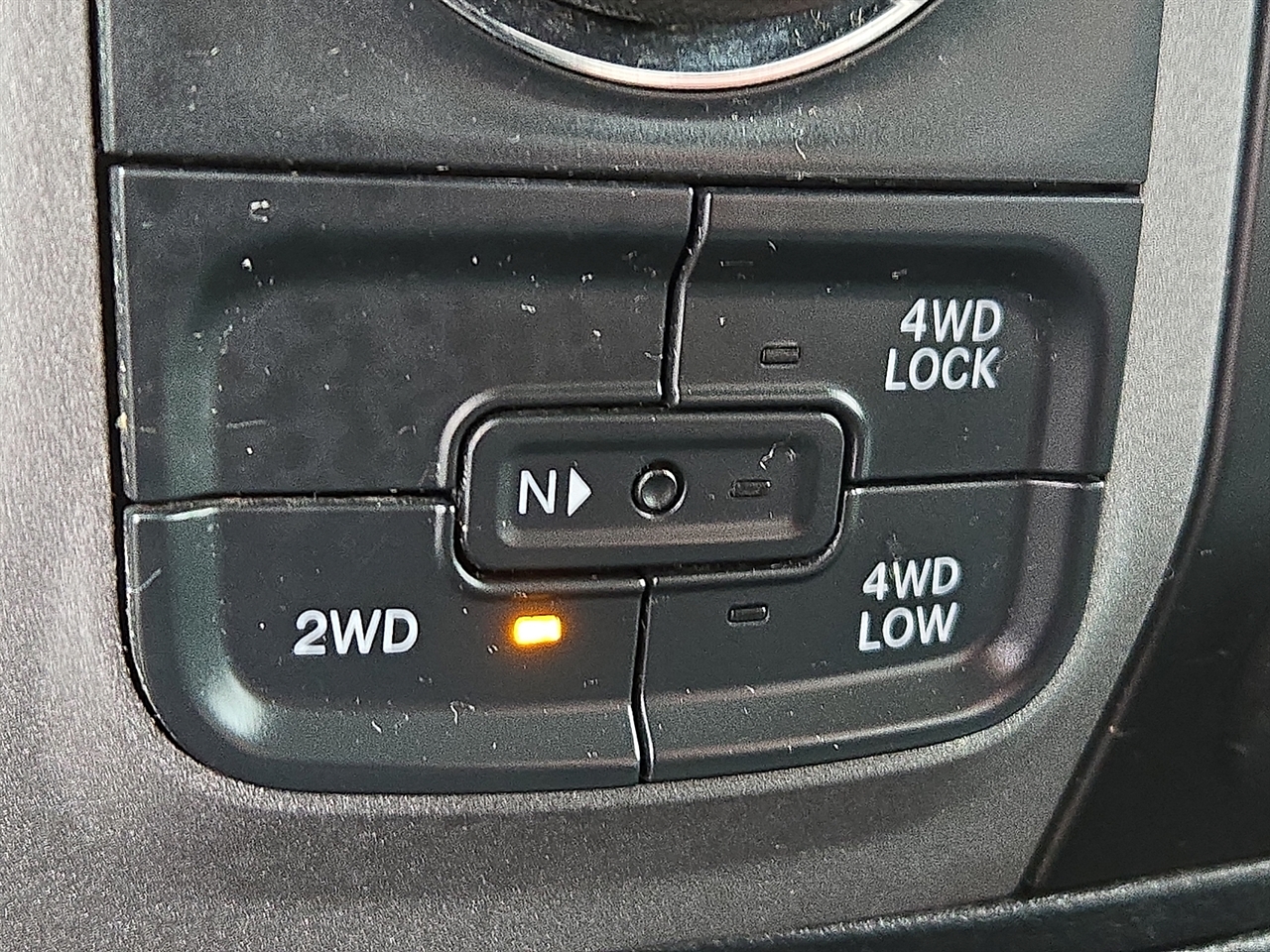 RAM 1500 Tradesman Quad Cab 4WD 2016