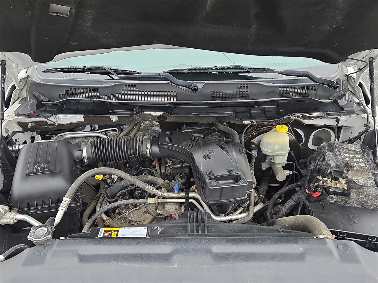 RAM 1500 Tradesman Quad Cab 4WD 2016