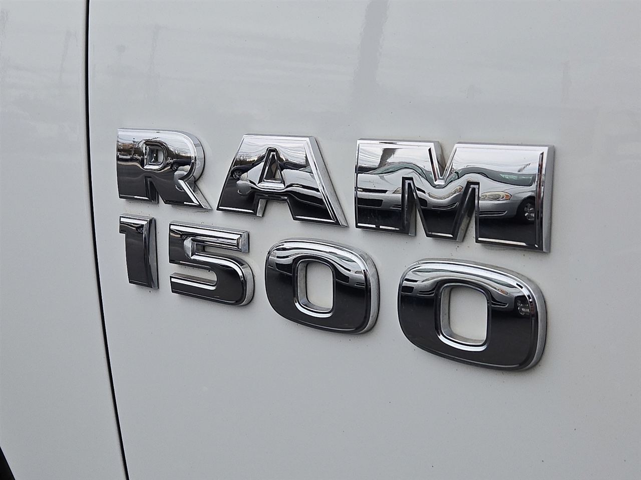 RAM 1500 Tradesman Quad Cab 4WD 2016
