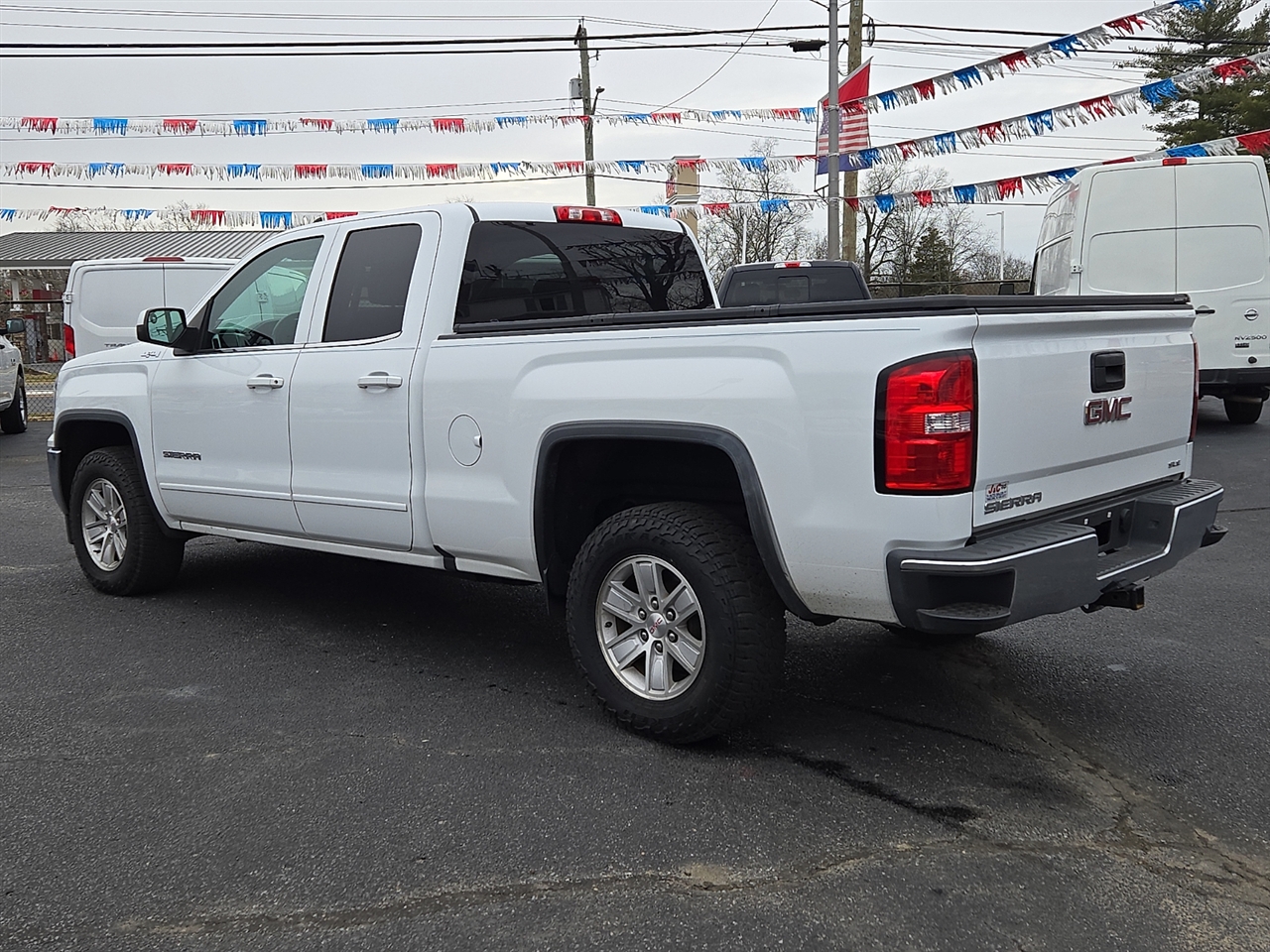 GMC Sierra 1500 SLE Double Cab 4WD 2017