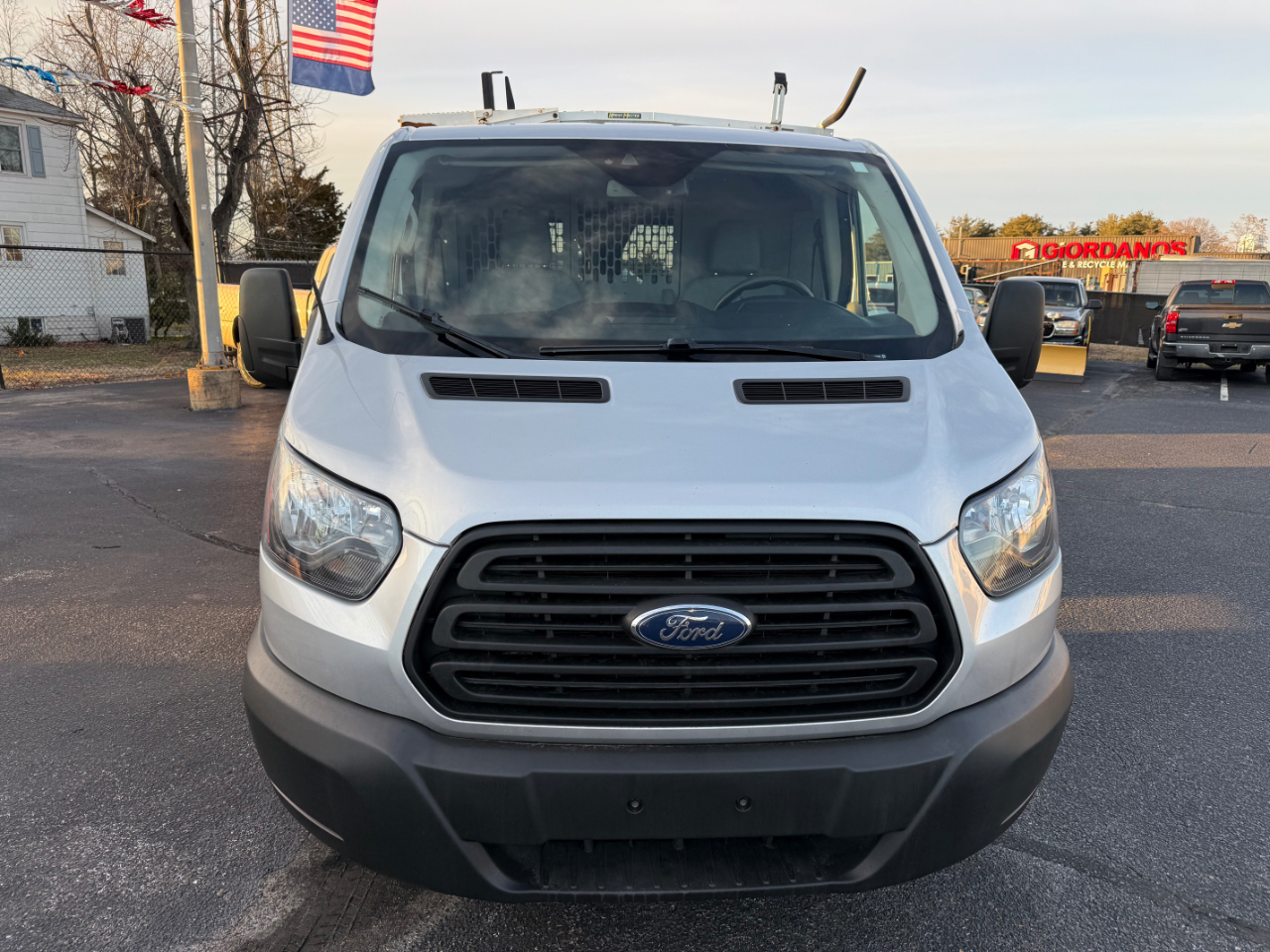 Ford Transit 250 Van Low Roof w/Sliding Pass. 130-in. WB 2019