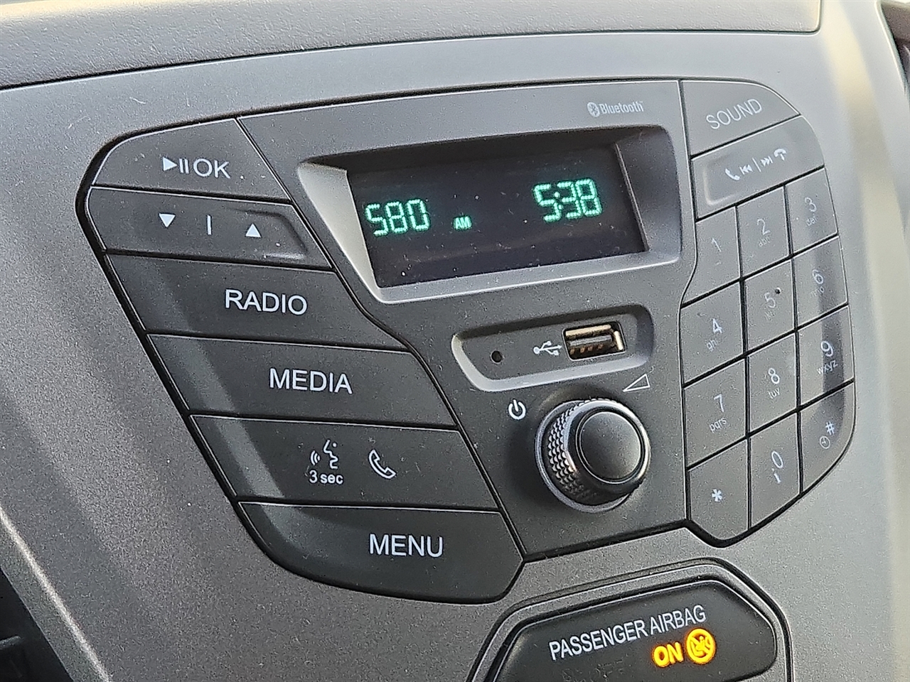 Ford Transit 250 Van Low Roof w/Sliding Pass. 130-in. WB 2019