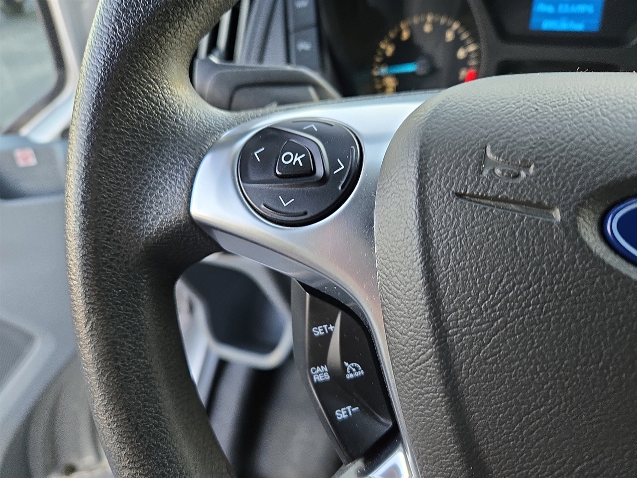 Ford Transit 250 Van Low Roof w/Sliding Pass. 130-in. WB 2019