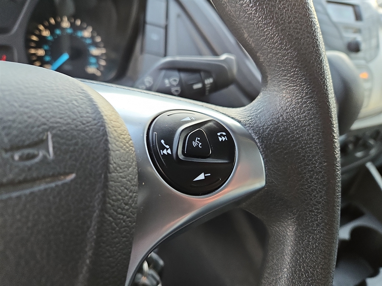 Ford Transit 250 Van Low Roof w/Sliding Pass. 130-in. WB 2019