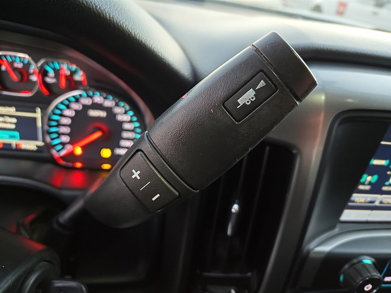 Chevrolet Silverado 1500 LT Double Cab 4WD 2017