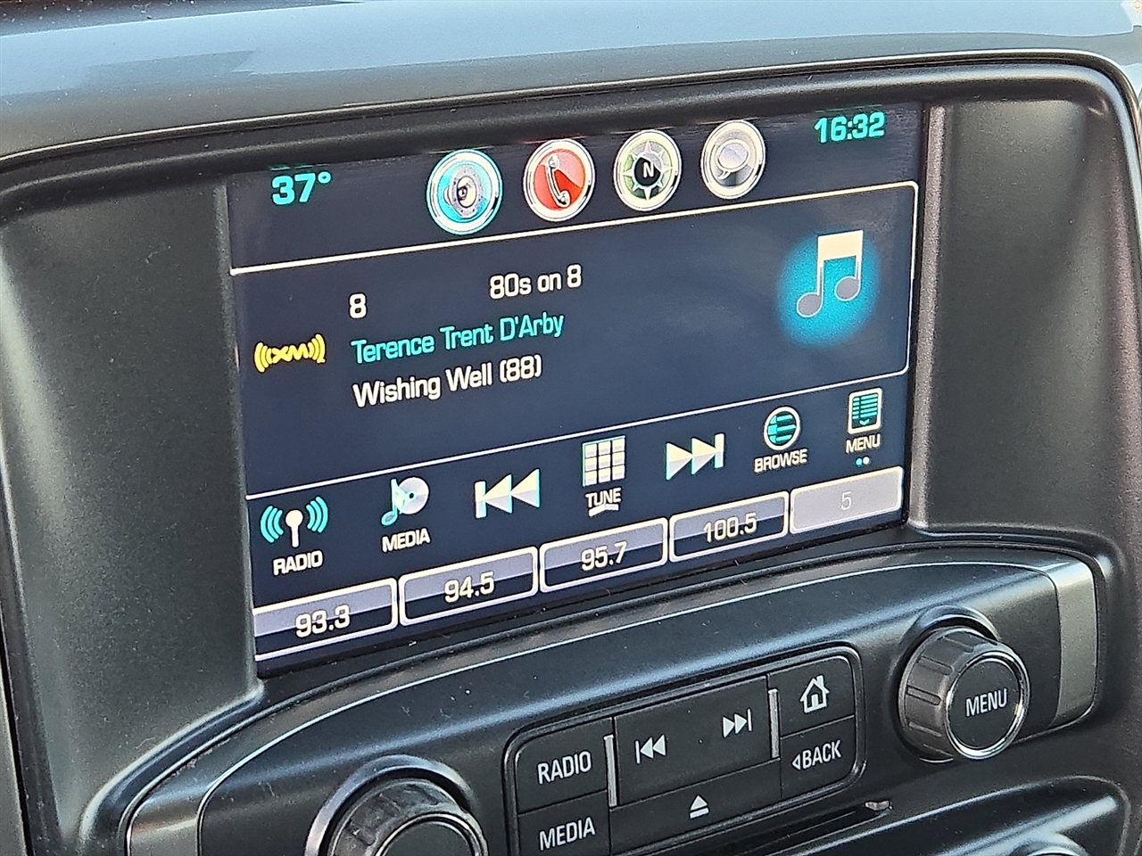 Chevrolet Silverado 1500 LT Crew Cab Long Box 4WD 2016