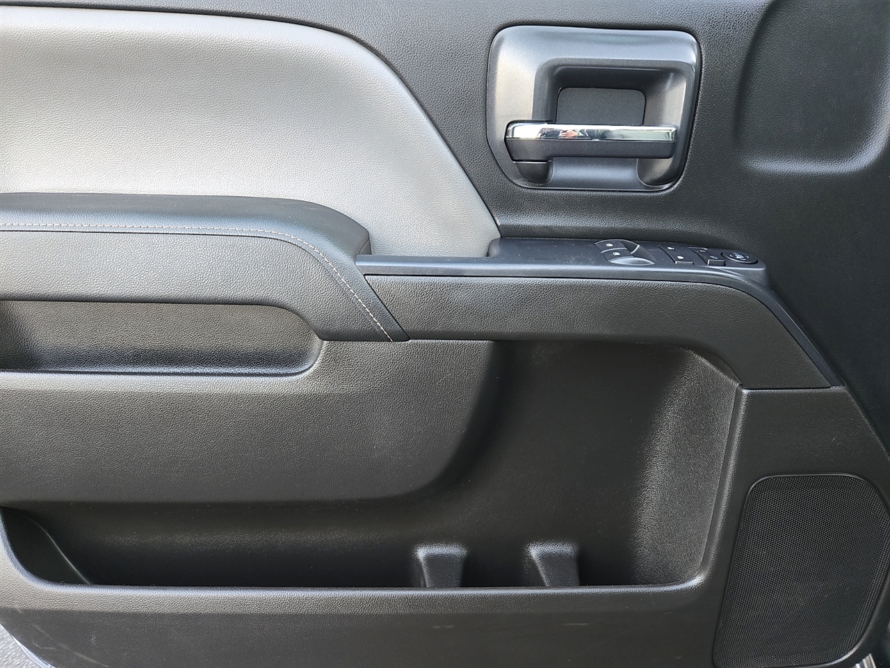 Chevrolet Silverado 1500 Work Truck Short Box 2WD 2015