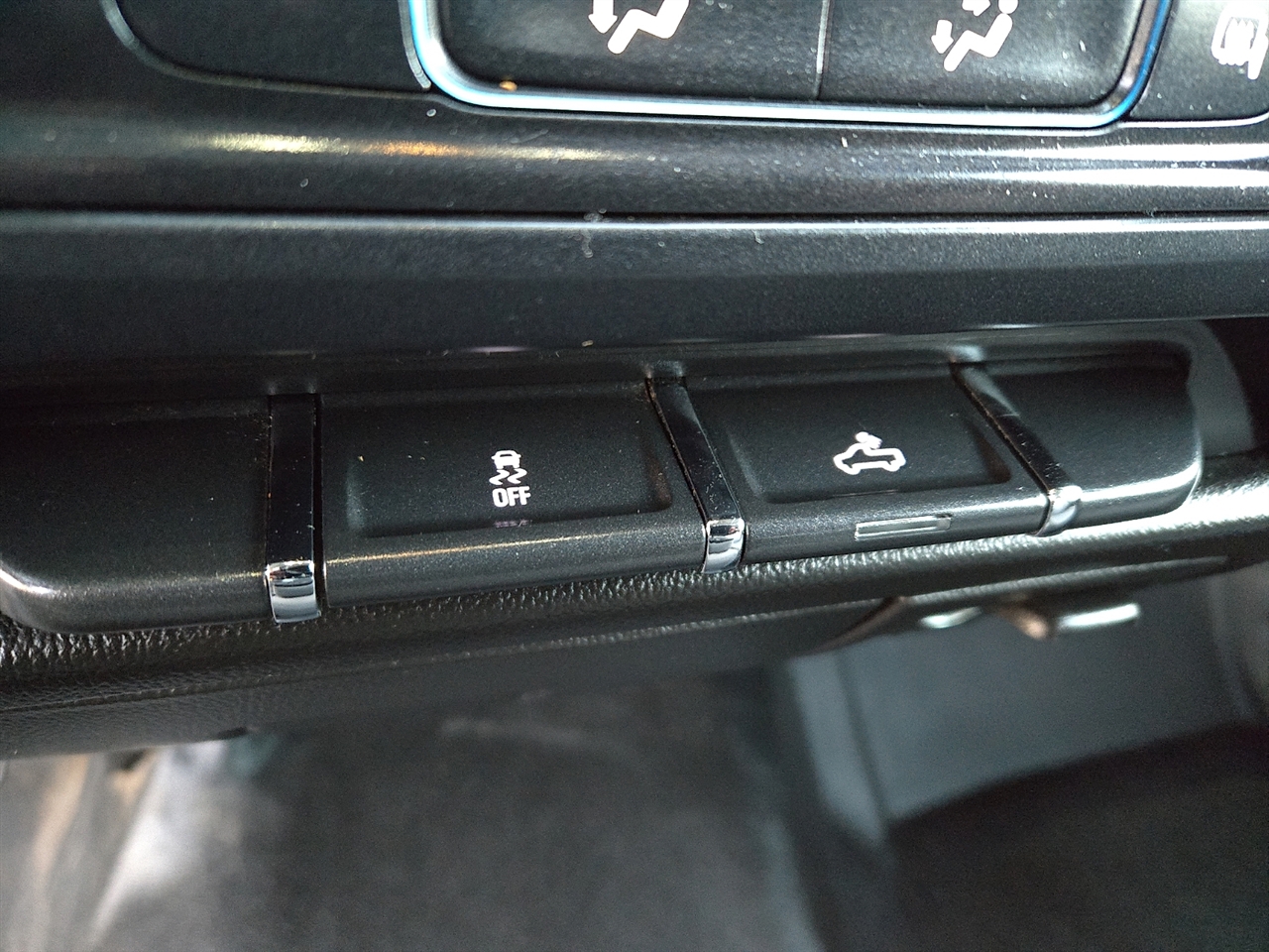 Chevrolet Silverado 1500 Work Truck Short Box 2WD 2015