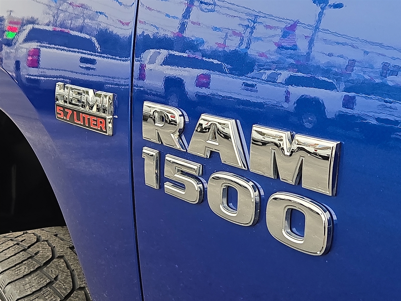 RAM 1500 Tradesman Crew Cab SWB 4WD 2017