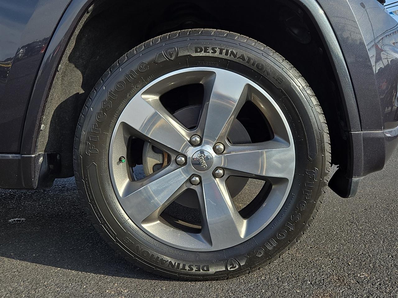 Jeep Grand Cherokee Overland 2WD 2015