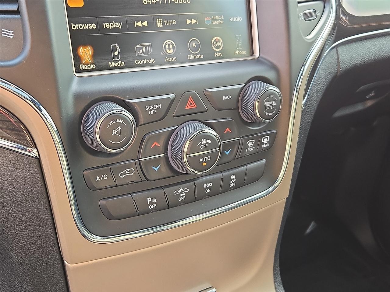 Jeep Grand Cherokee Overland 2WD 2015