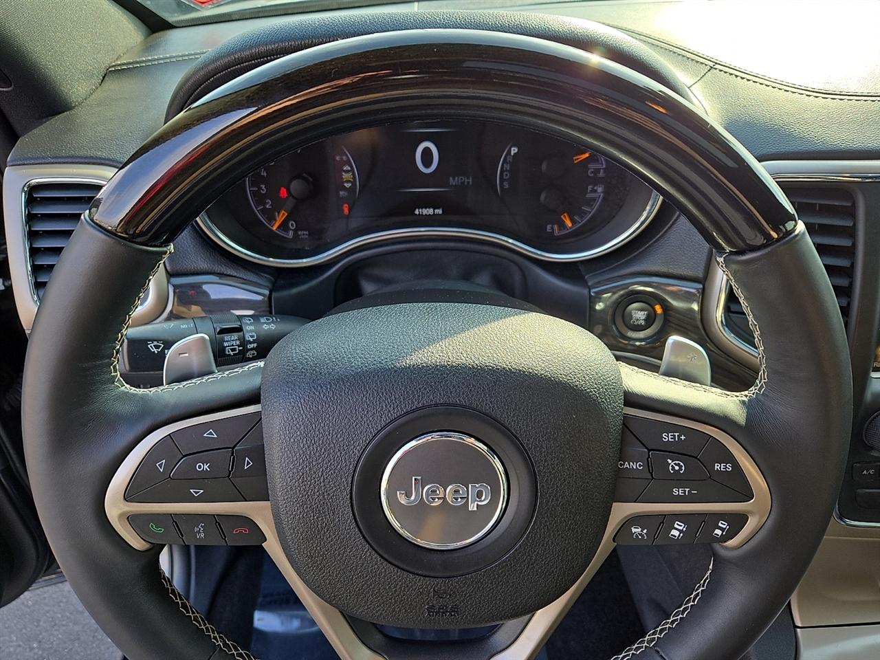 Jeep Grand Cherokee Overland 2WD 2015