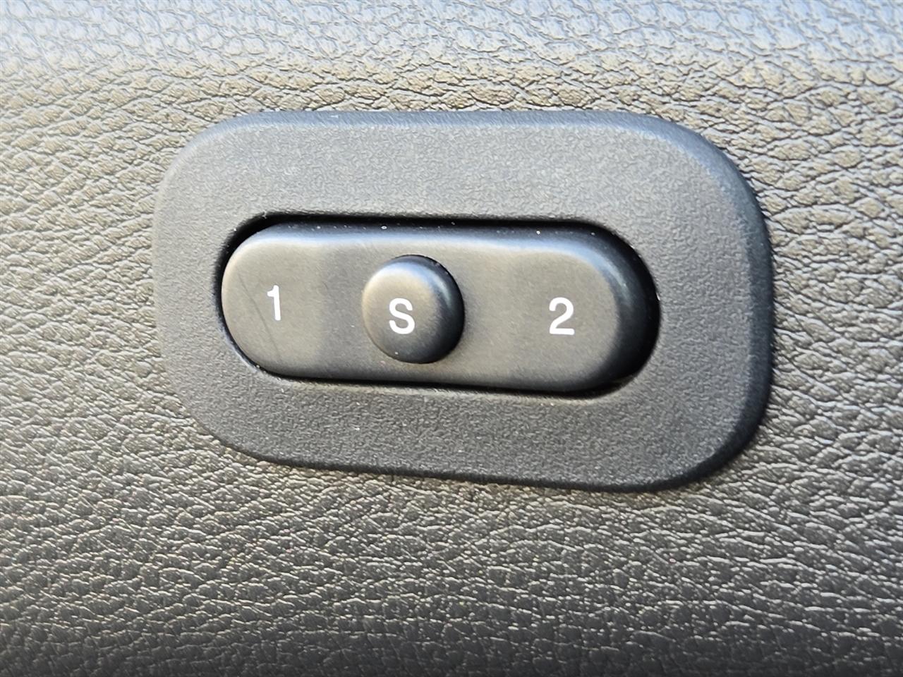 Jeep Grand Cherokee Overland 2WD 2015