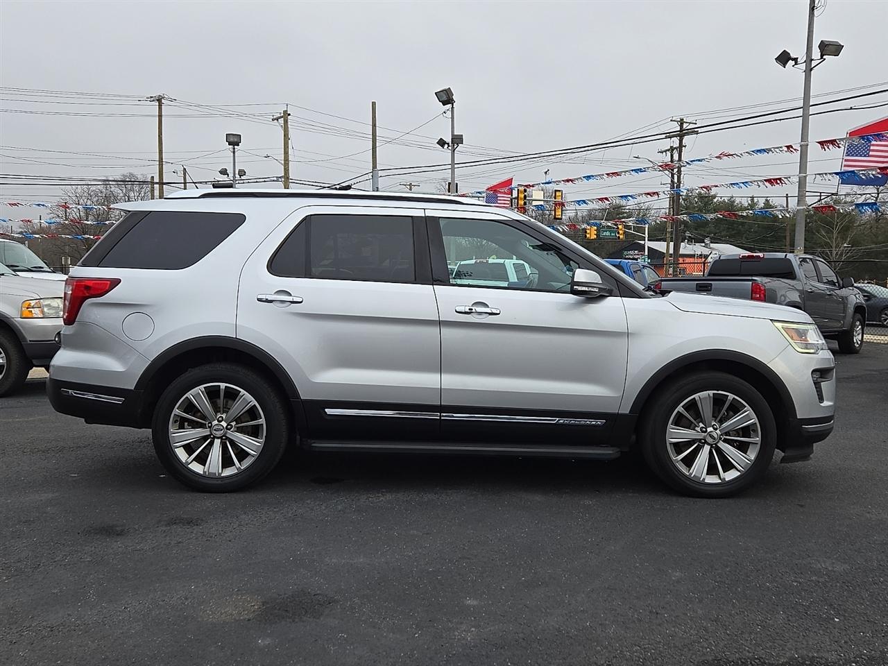 Ford Explorer Limited 4WD 2018