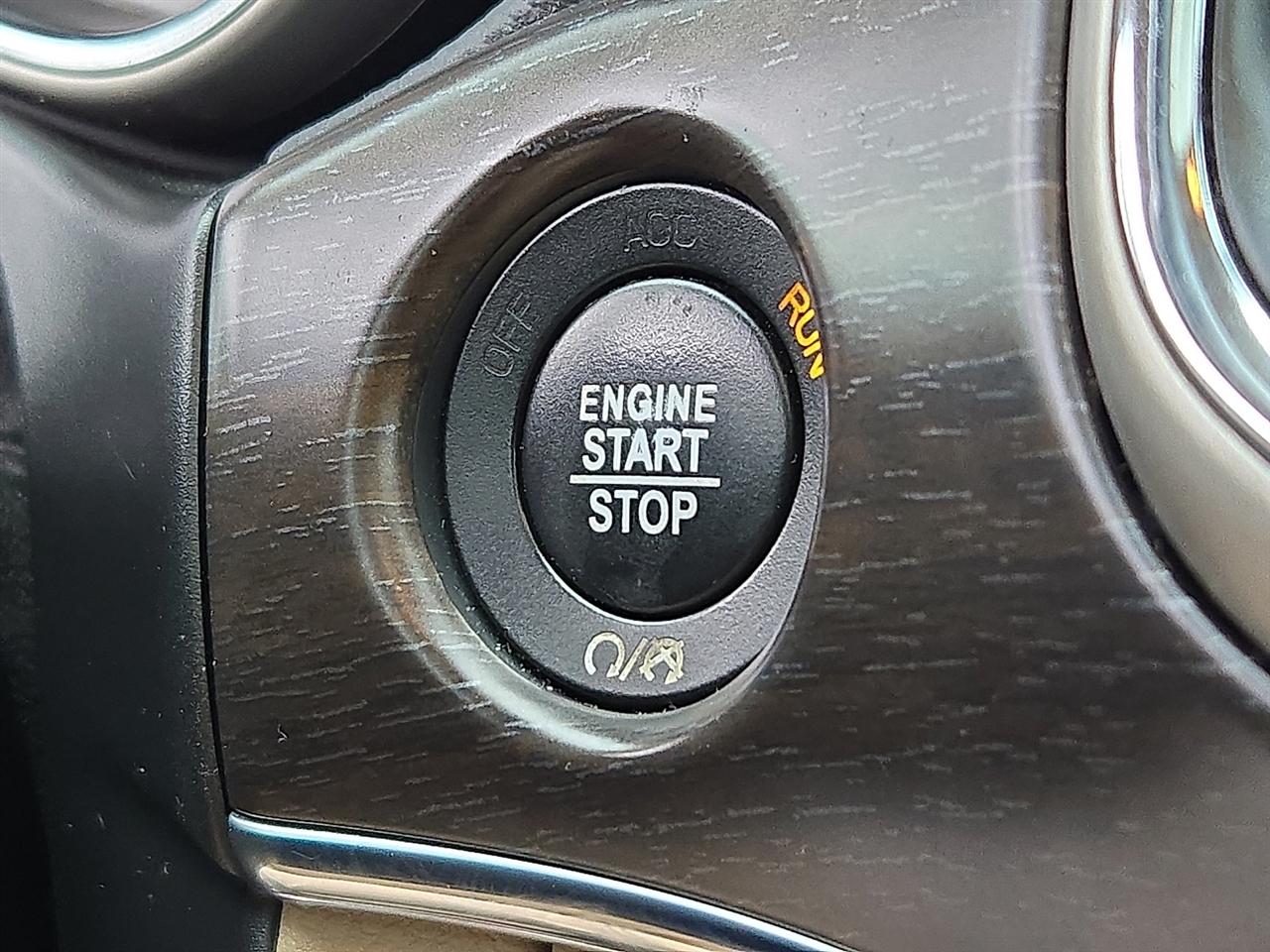 Jeep Grand Cherokee Limited 4WD 2016