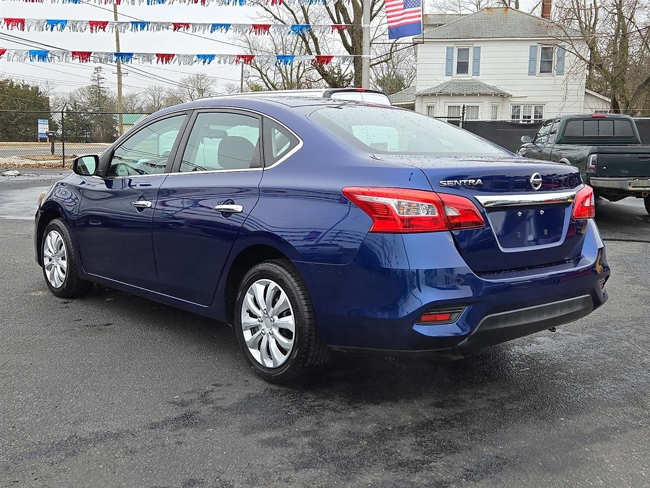 Nissan Sentra S CVT 2019