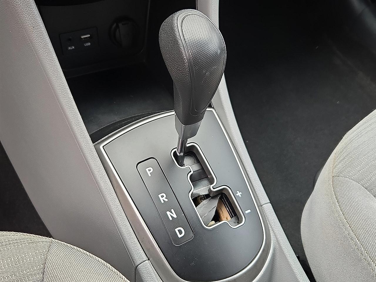 Hyundai Accent SE 4-Door 6A 2016