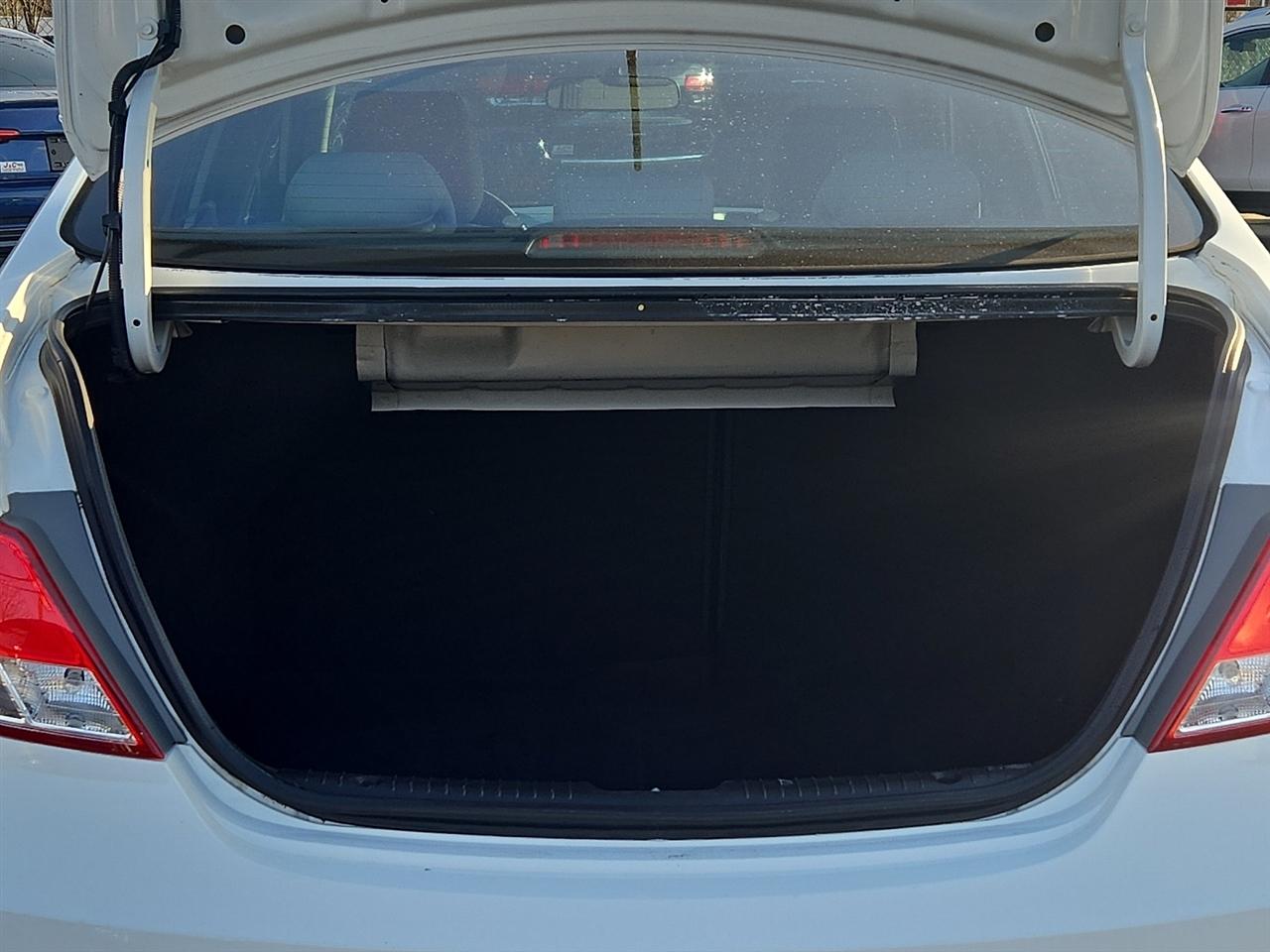 Hyundai Accent SE 4-Door 6A 2016