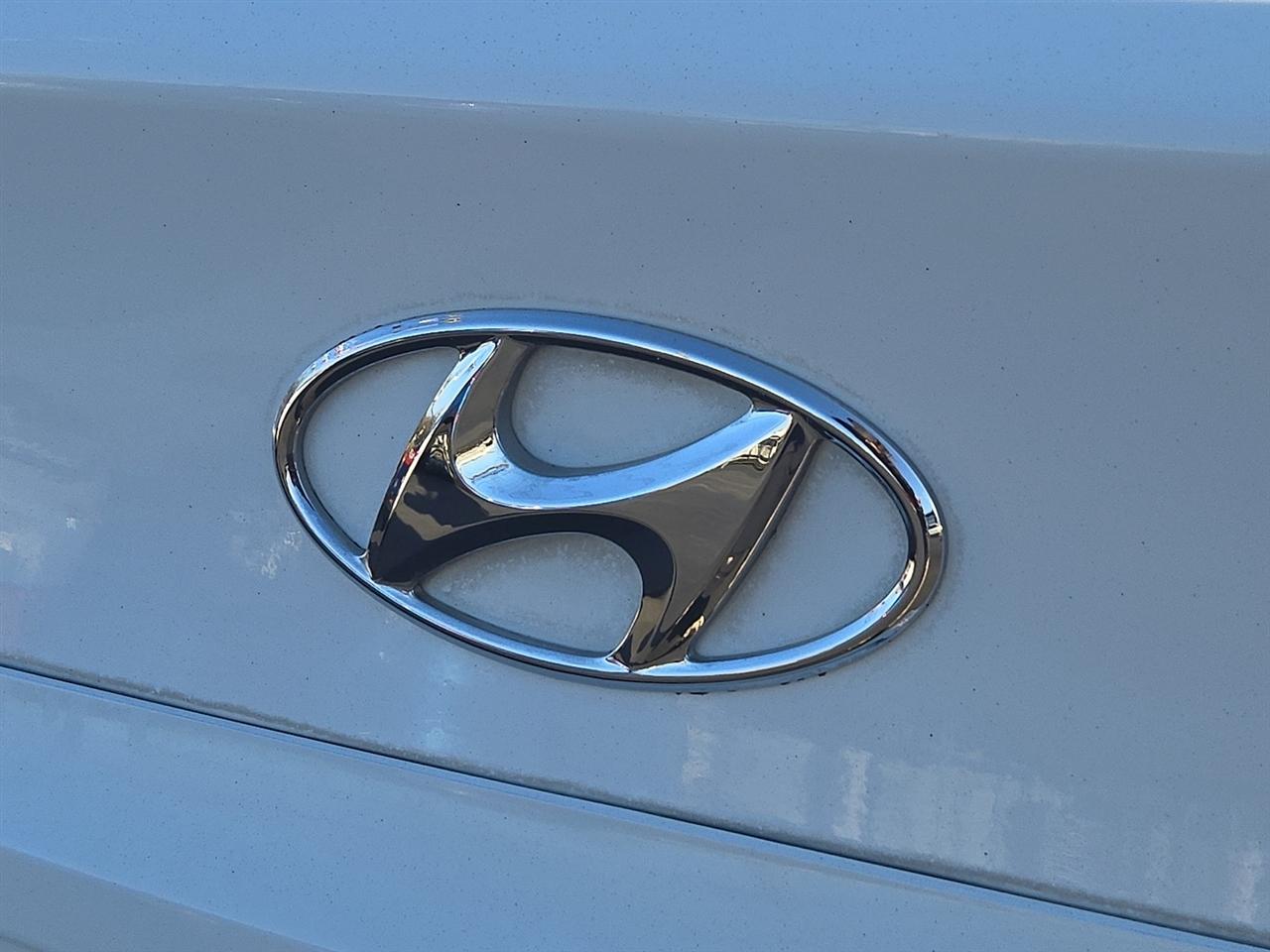 Hyundai Accent SE 4-Door 6A 2016