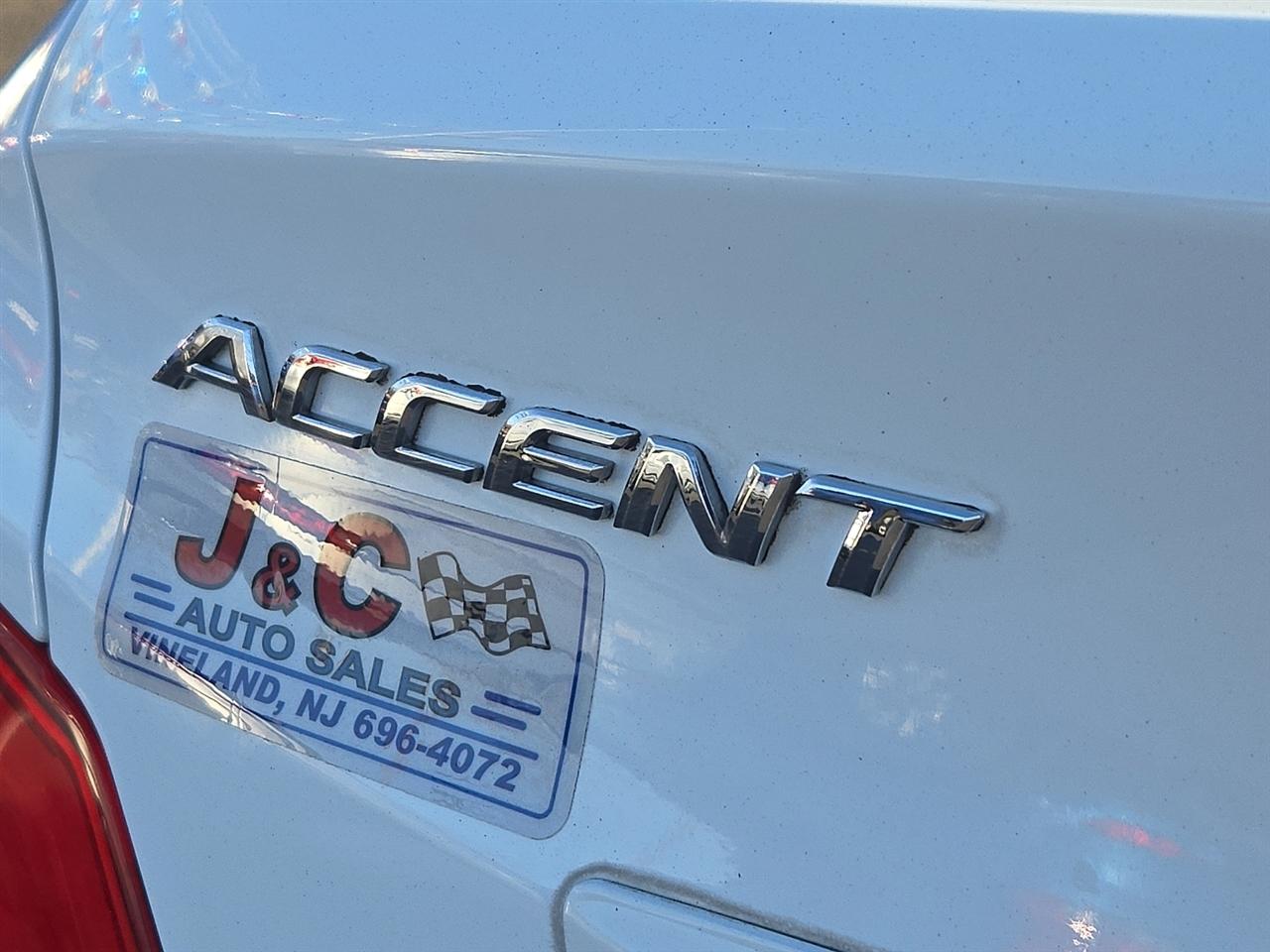 Hyundai Accent SE 4-Door 6A 2016