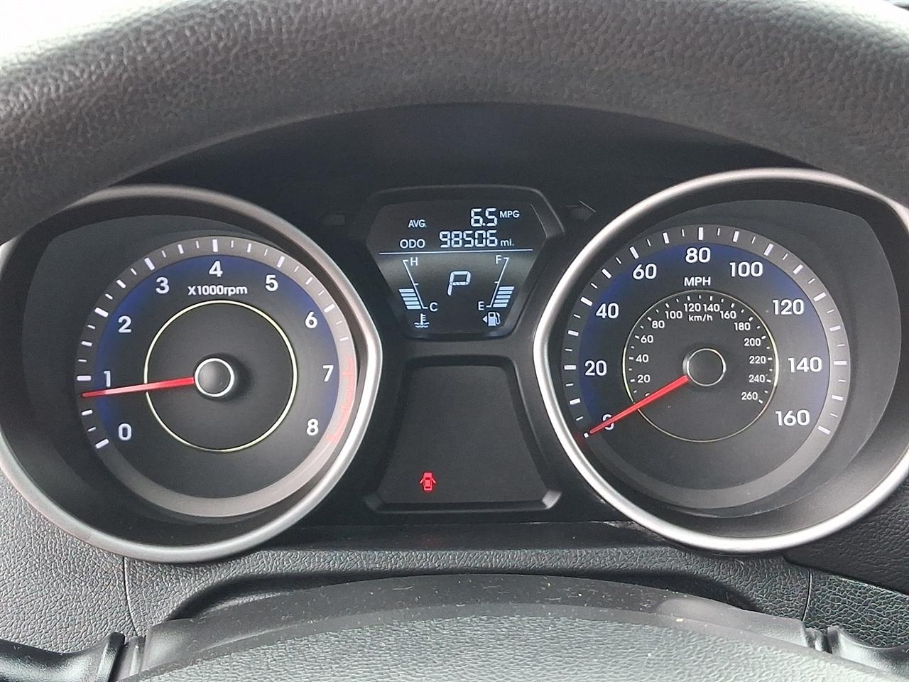Hyundai Elantra GS Coupe A/T 2013