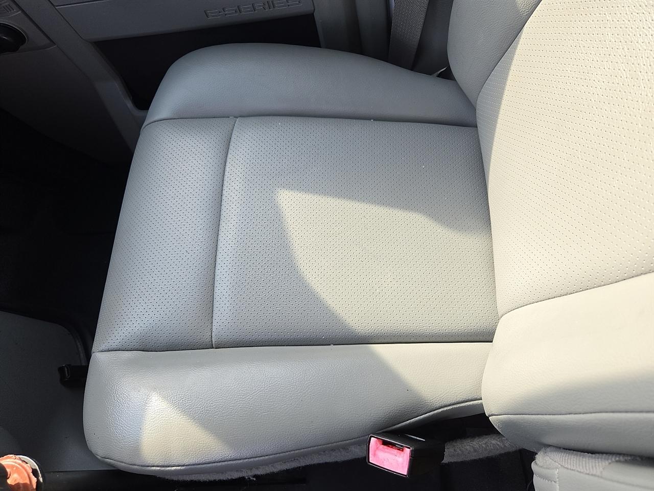 Ford Econoline E-150 2014