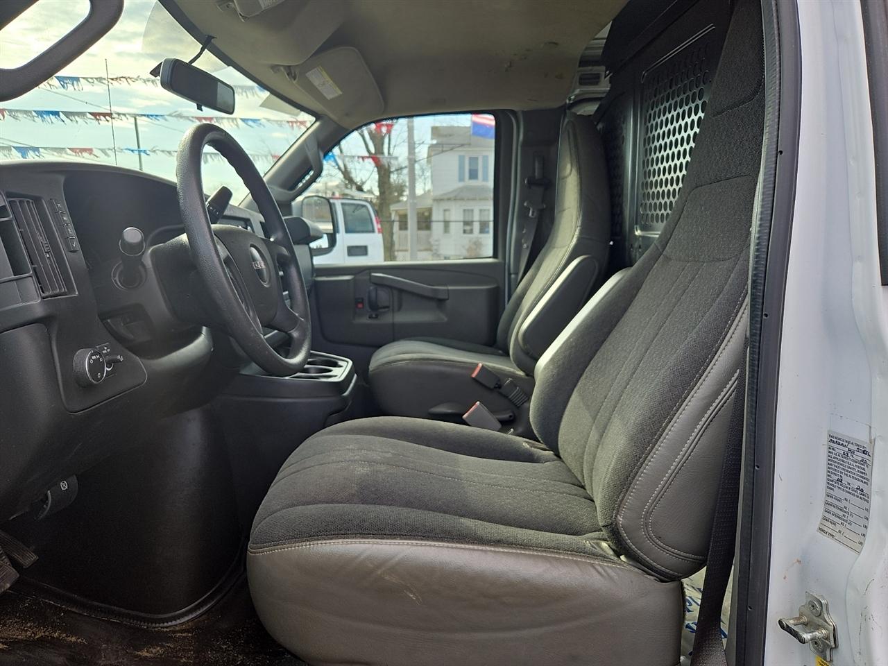 GMC Savana G2500 Cargo 2020