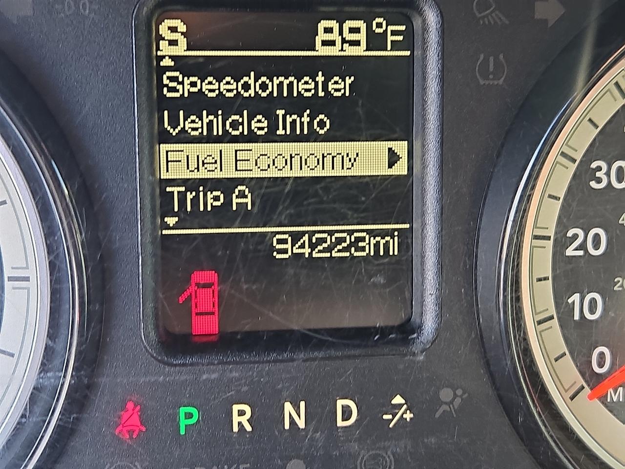 RAM 1500 Tradesman Crew Cab SWB 4WD 2017