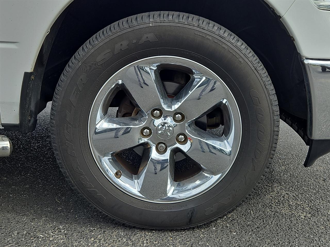 RAM 1500 SLT Crew Cab SWB 4WD 2014