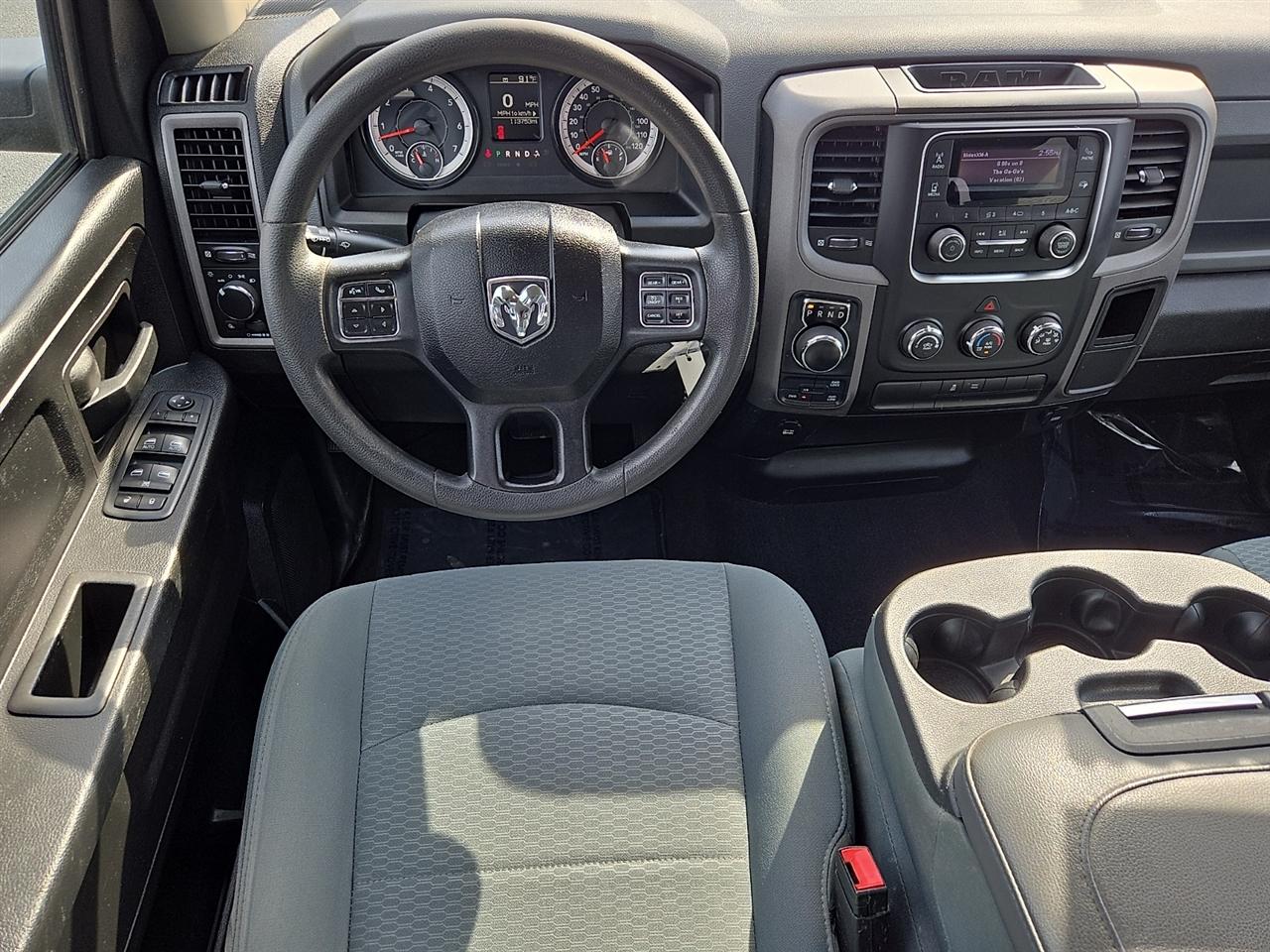 RAM 1500 Classic Tradesman Quad Cab 4WD 2020