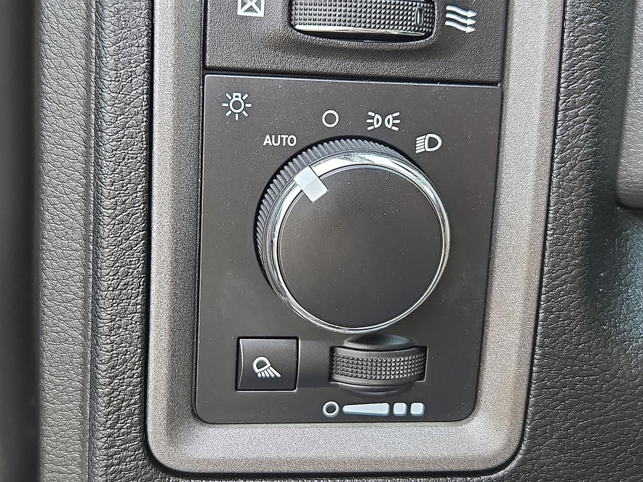 RAM 1500 Classic Tradesman Quad Cab 4WD 2020