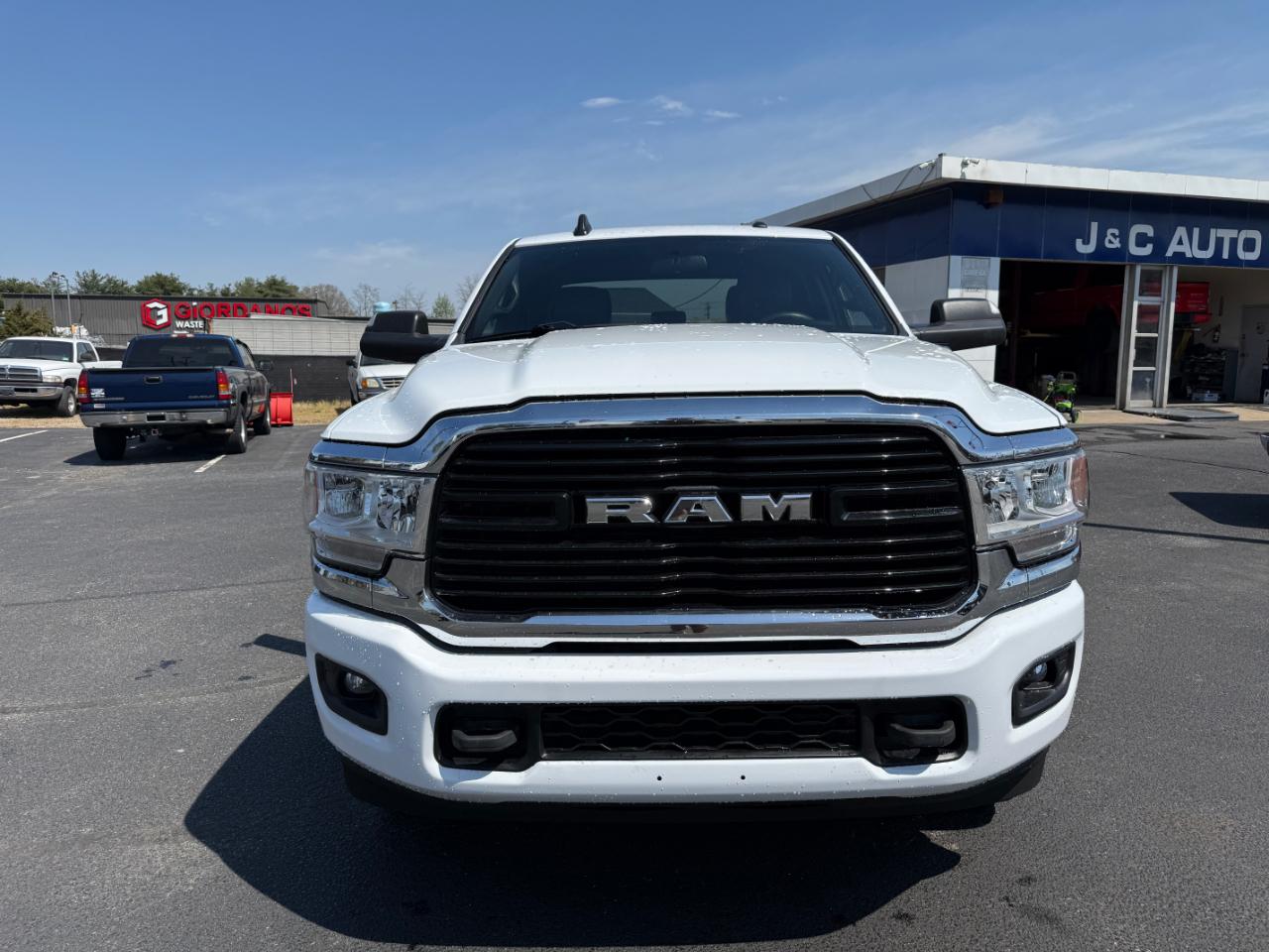RAM 2500 Tradesman Crew Cab LWB 4WD 2022