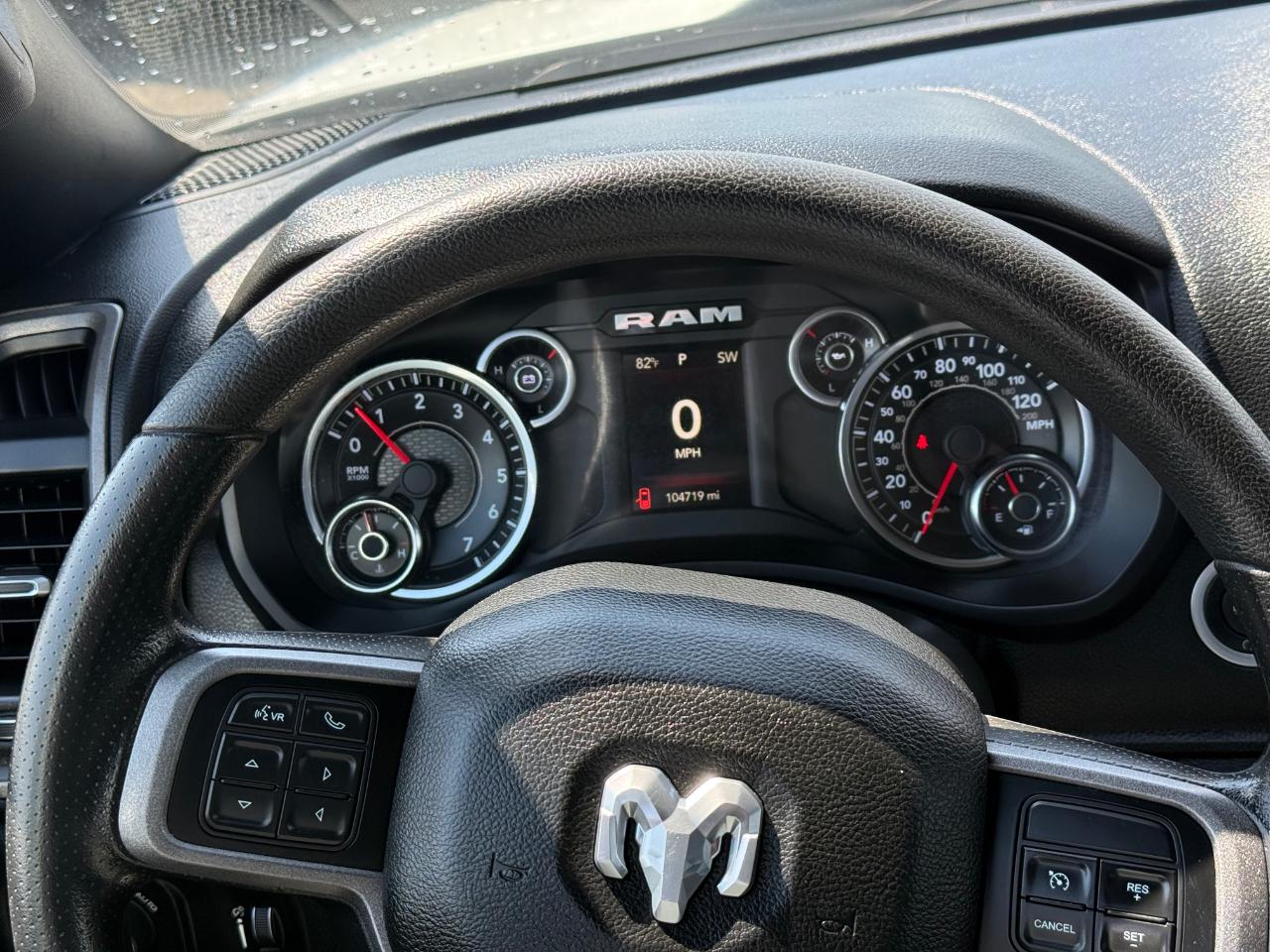 RAM 2500 Tradesman Crew Cab LWB 4WD 2022