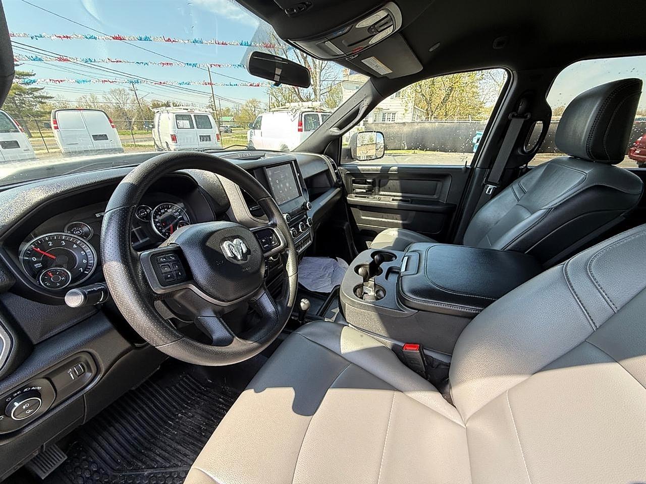 RAM 2500 Tradesman Crew Cab LWB 4WD 2022