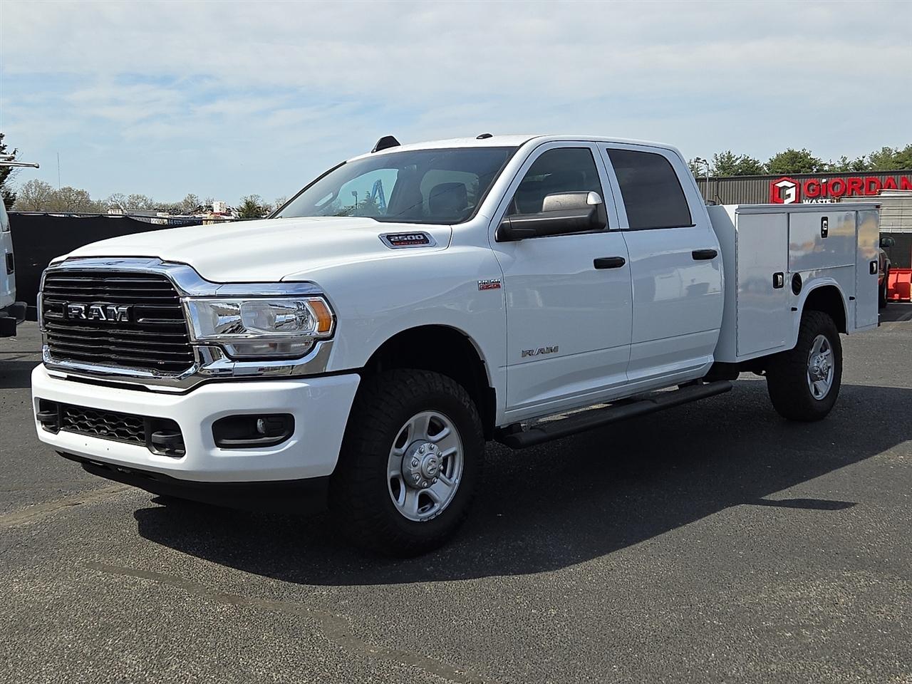 RAM 2500 Tradesman Crew Cab LWB 4WD 2022