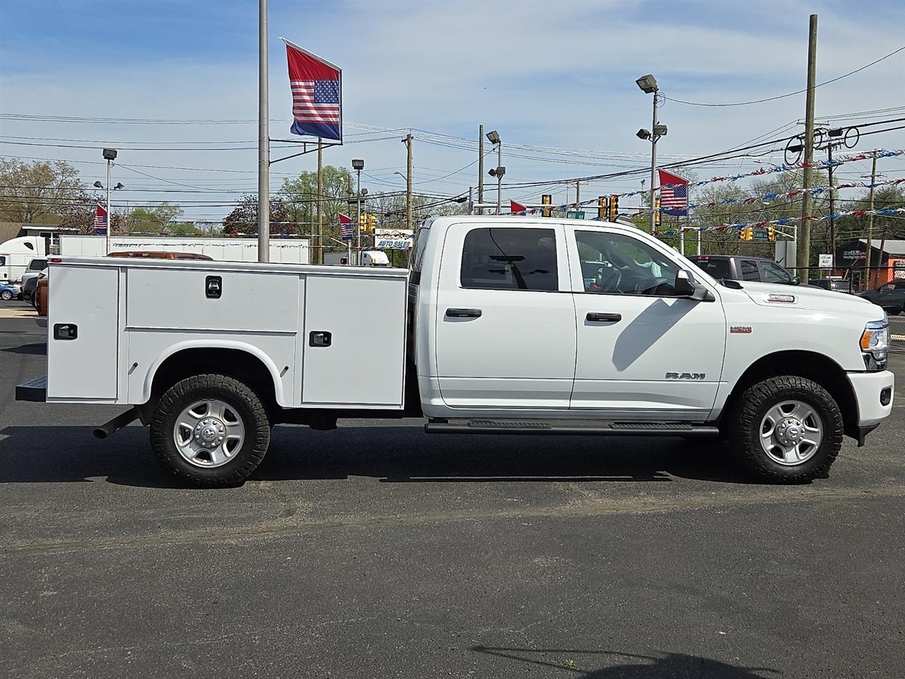 RAM 2500 Tradesman Crew Cab LWB 4WD 2022
