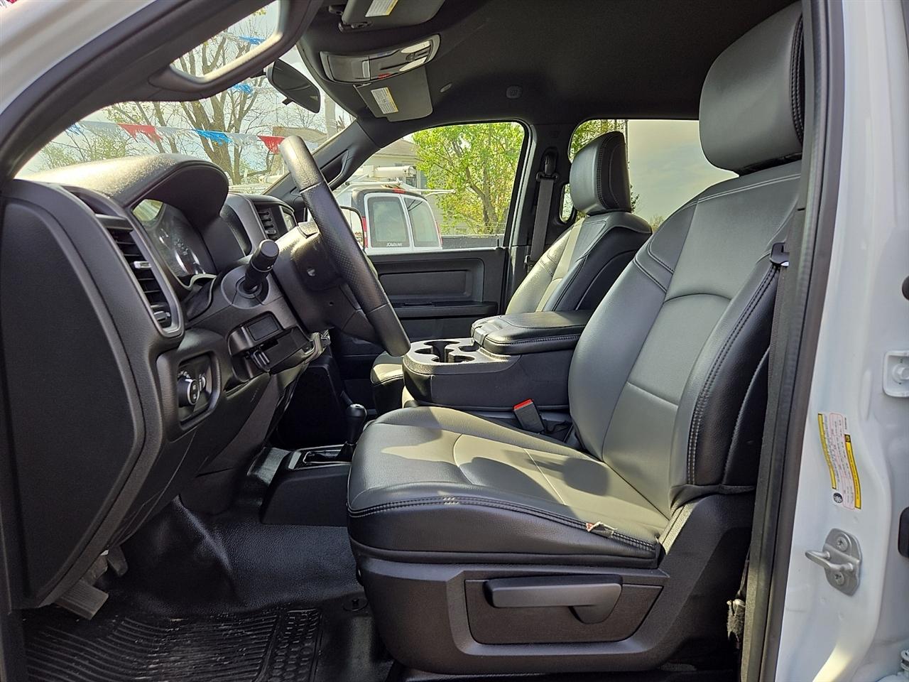 RAM 2500 Tradesman Crew Cab LWB 4WD 2022