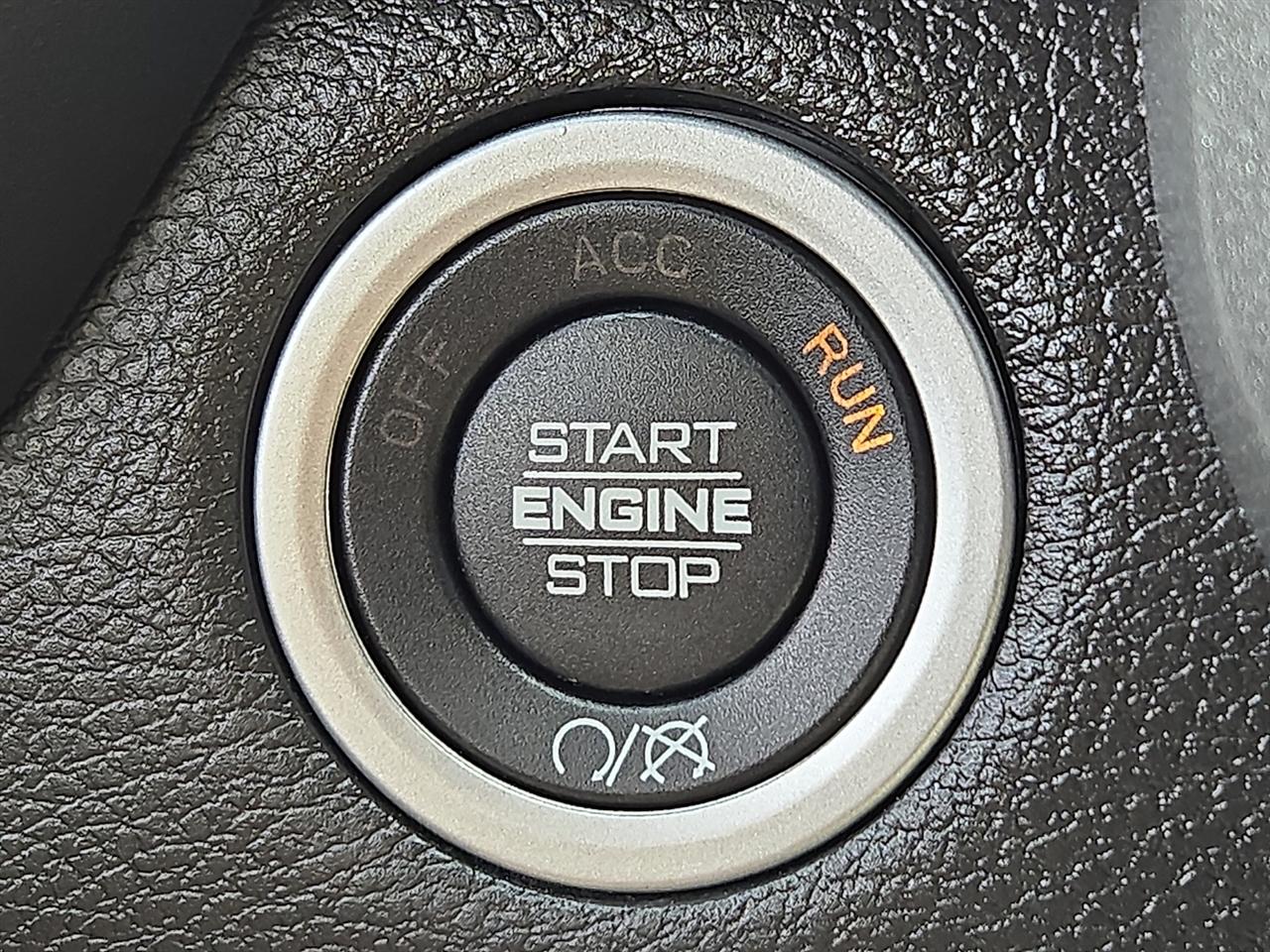 RAM 2500 Tradesman Crew Cab LWB 4WD 2022