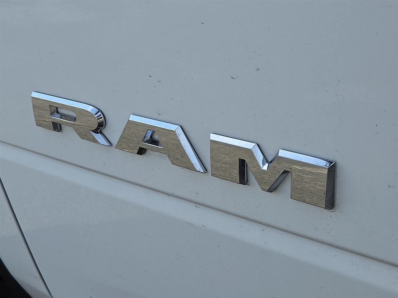 RAM 2500 Tradesman Crew Cab LWB 4WD 2022