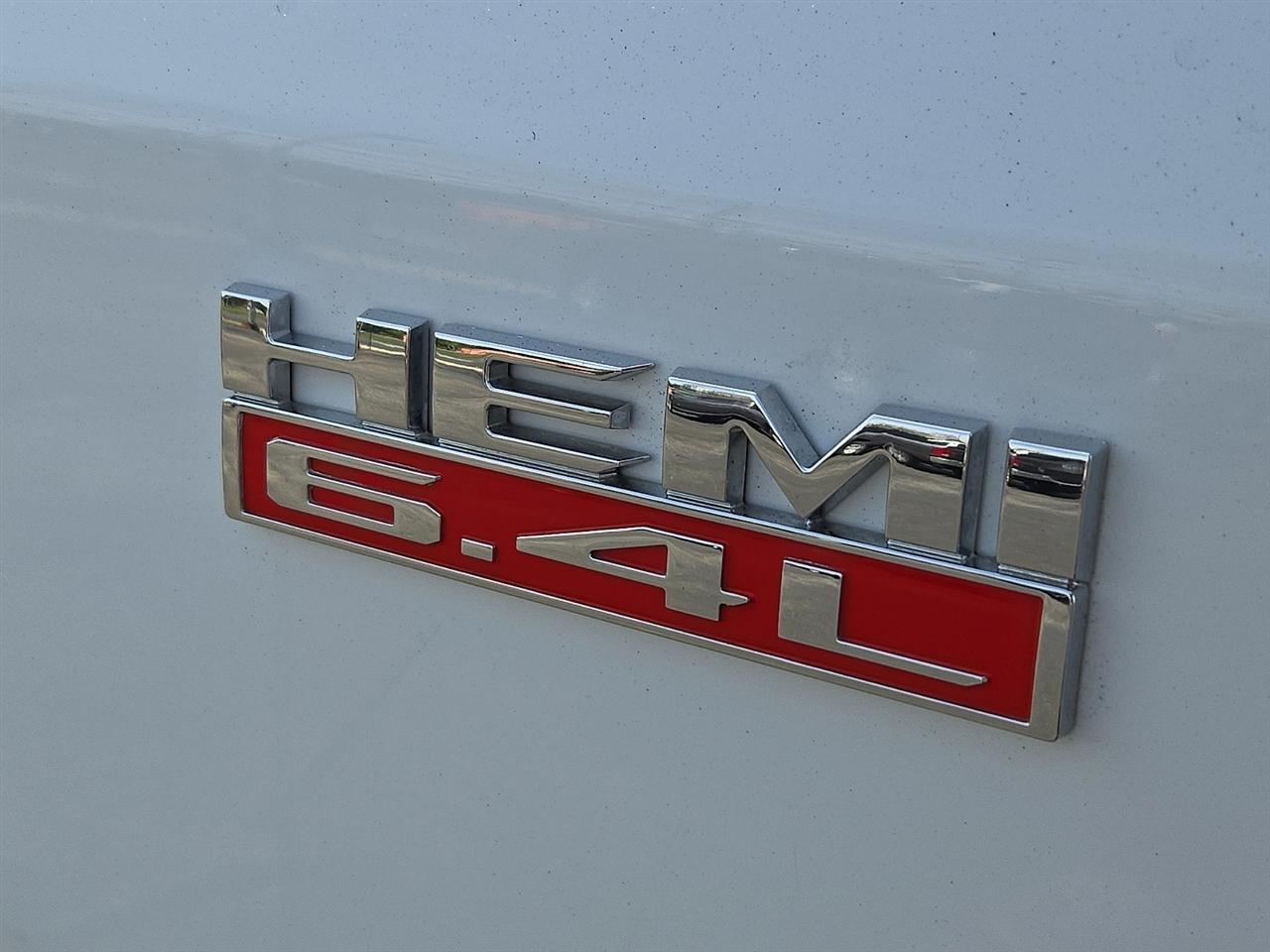 RAM 2500 Tradesman Crew Cab LWB 4WD 2022