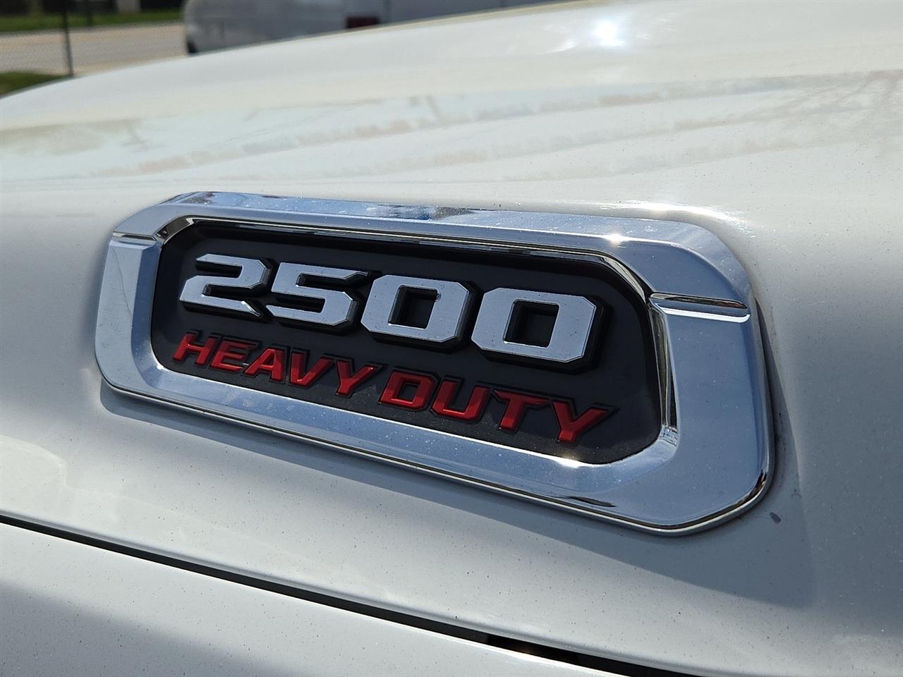 RAM 2500 Tradesman Crew Cab LWB 4WD 2022