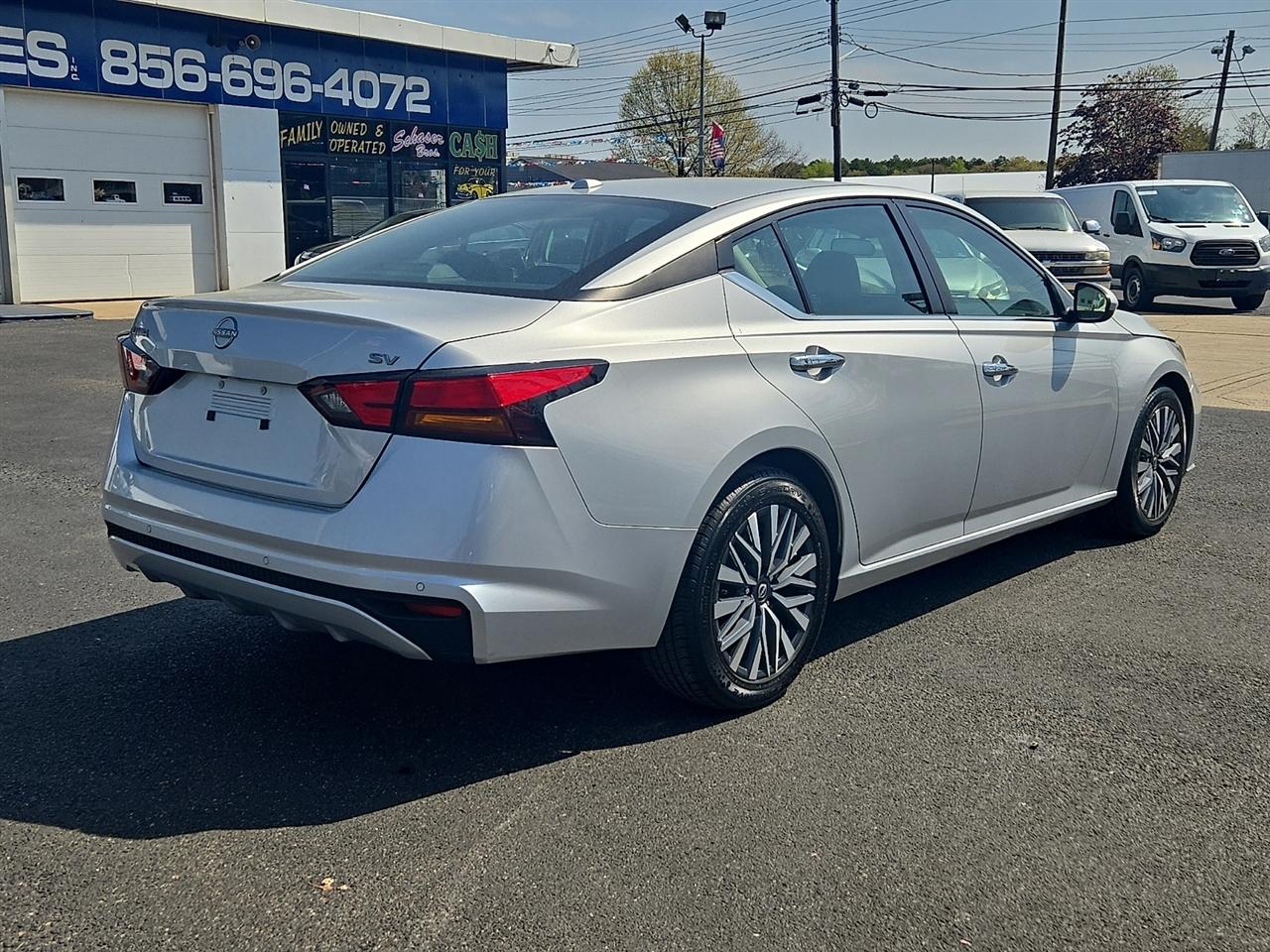 Nissan Altima 2.5 SV 2023