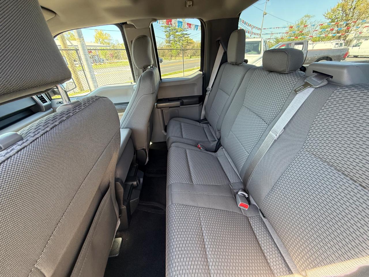 Ford F-150 Lariat SuperCab 6.5-ft. Bed 4WD 2015