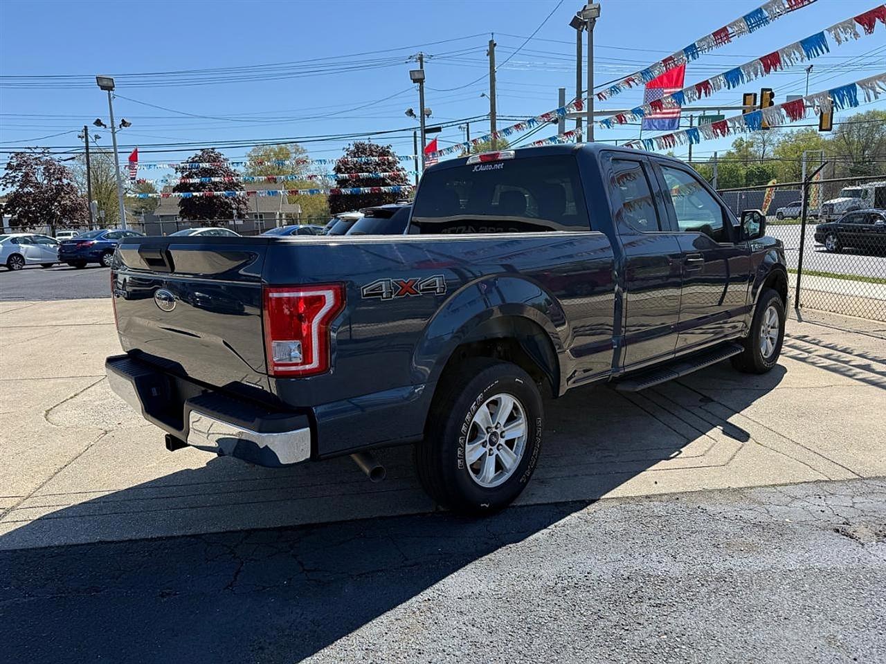 Ford F-150 Lariat SuperCab 6.5-ft. Bed 4WD 2015