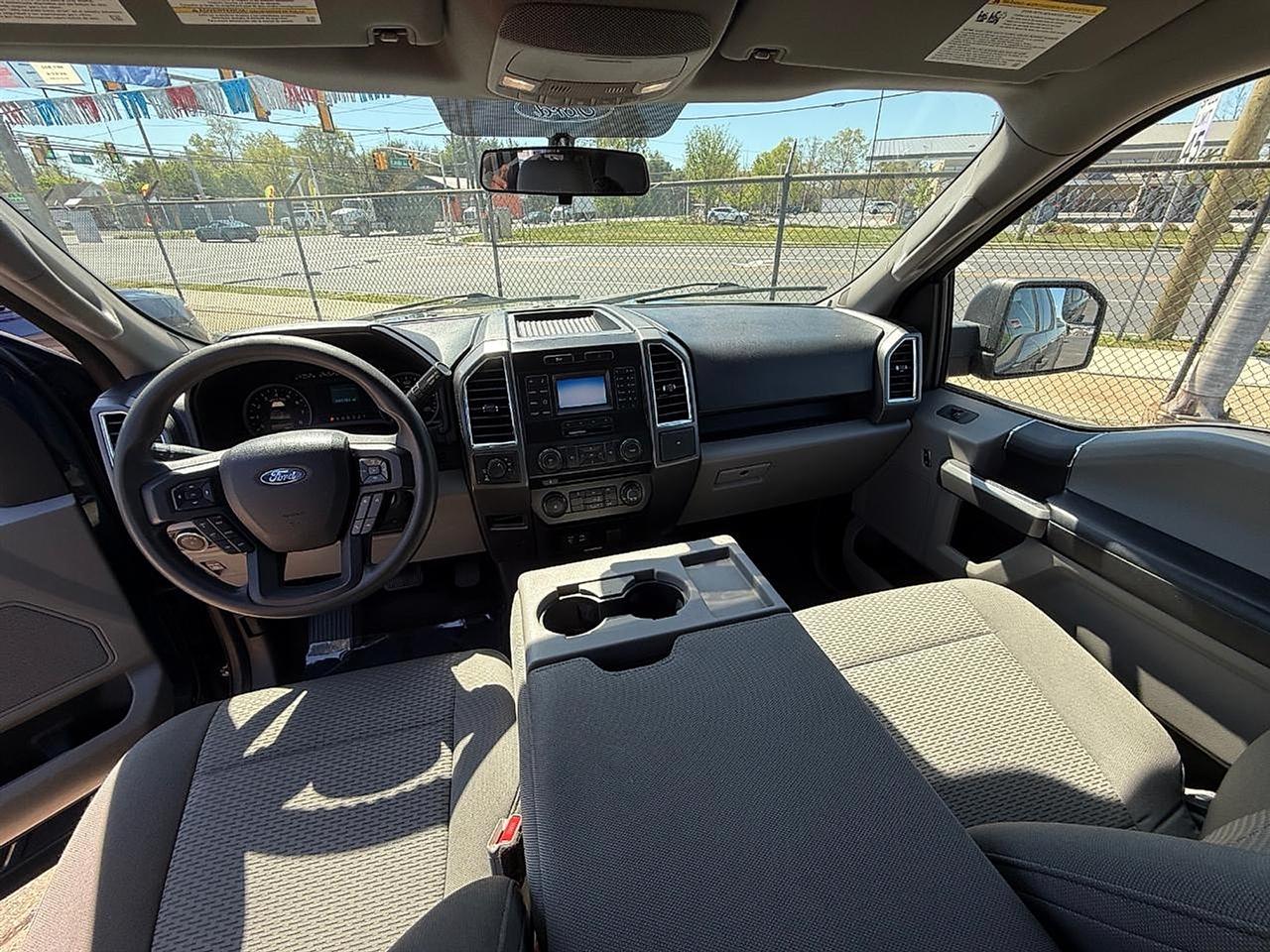 Ford F-150 Lariat SuperCab 6.5-ft. Bed 4WD 2015