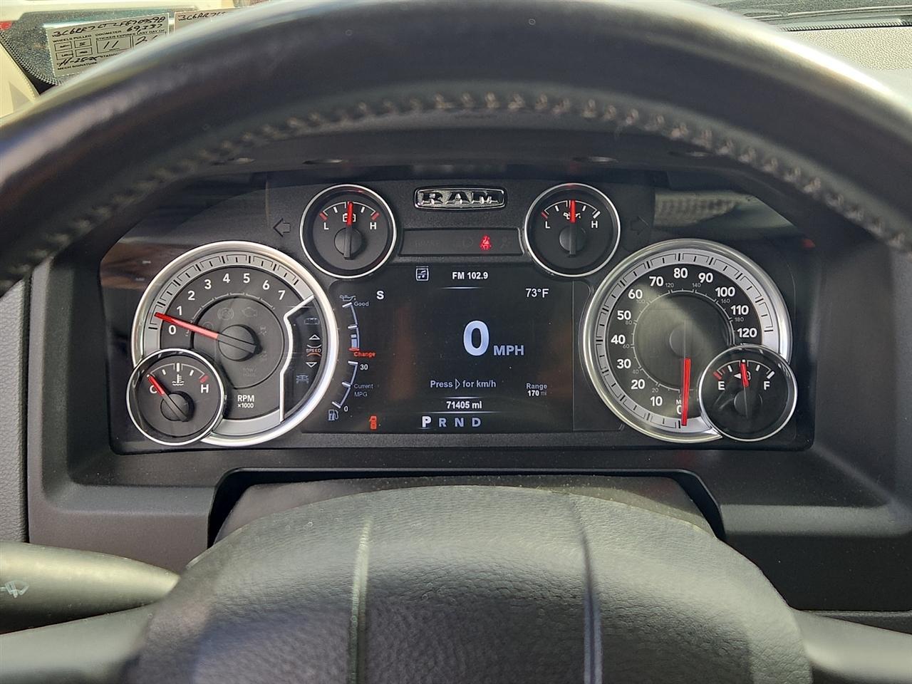 RAM 1500 SLT Crew Cab SWB 4WD 2015