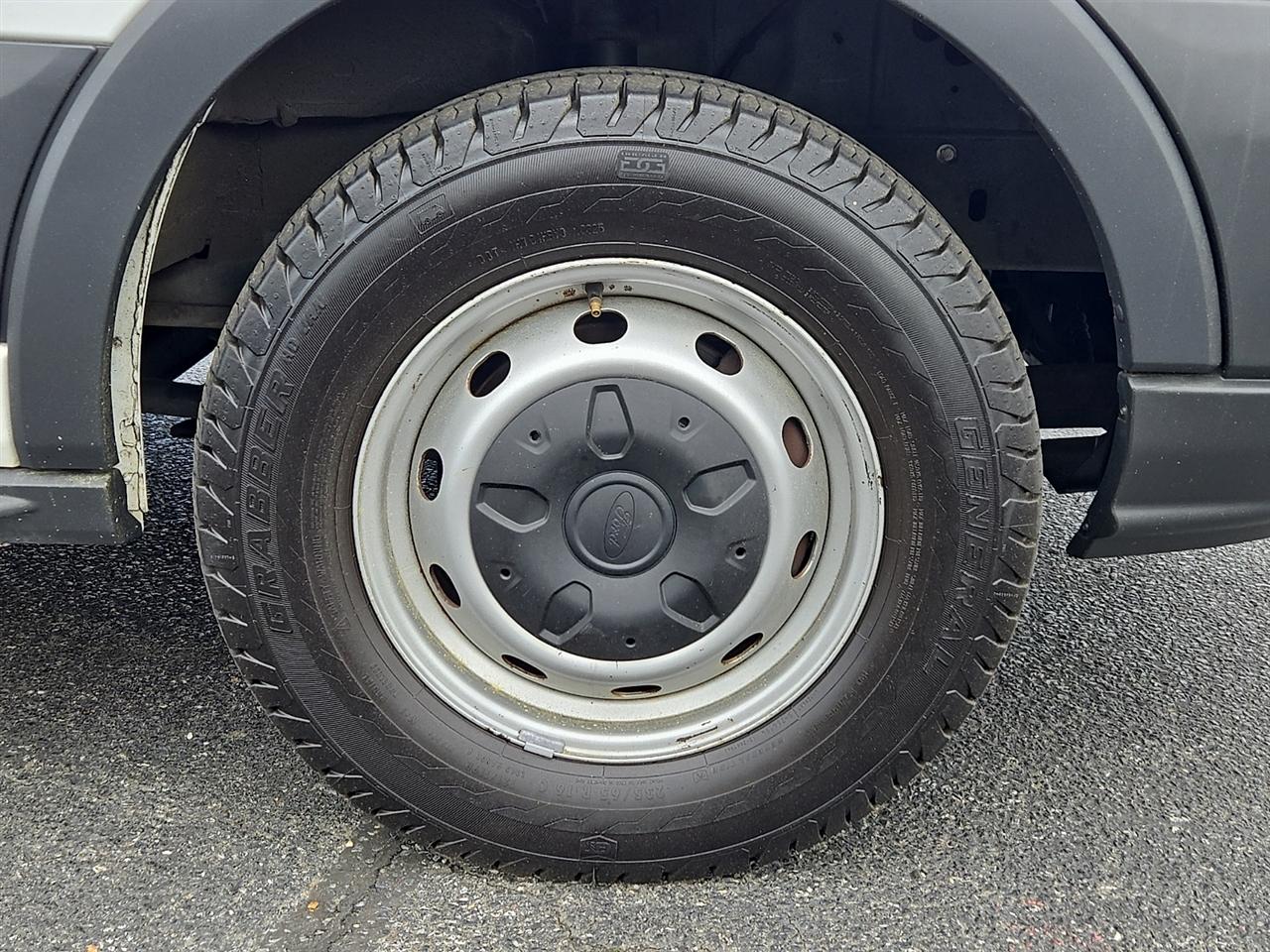 Ford Transit 150 Van Low Roof w/Sliding Pass. 148-in. WB 2017